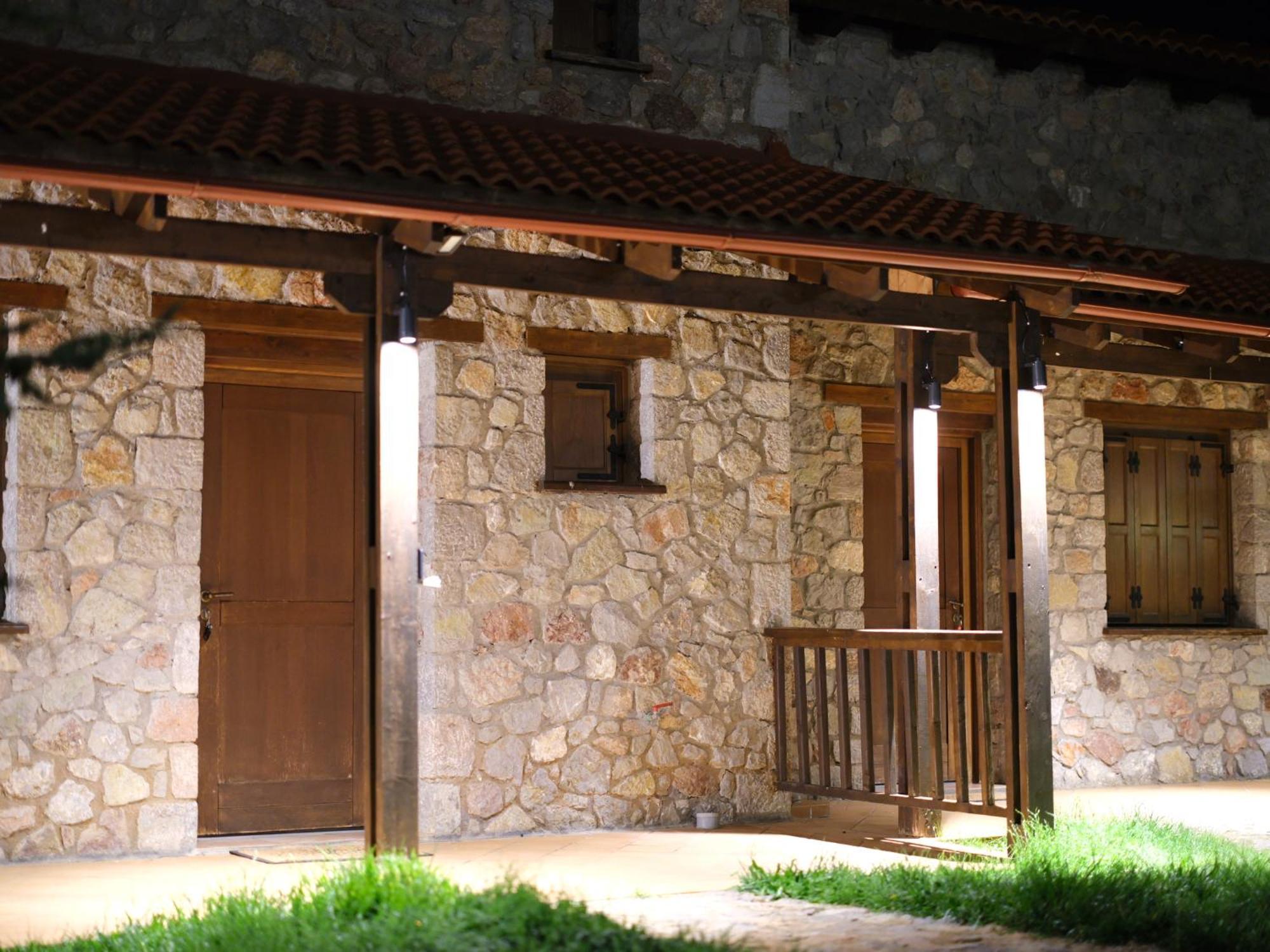 Mont Valley Boutique Chalets Arachova Bagian luar foto