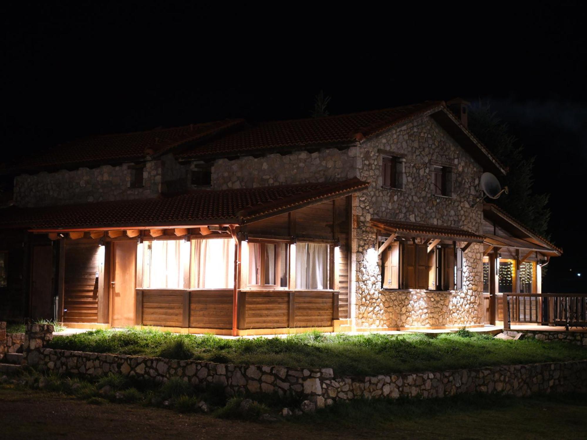 Mont Valley Boutique Chalets Arachova Bagian luar foto