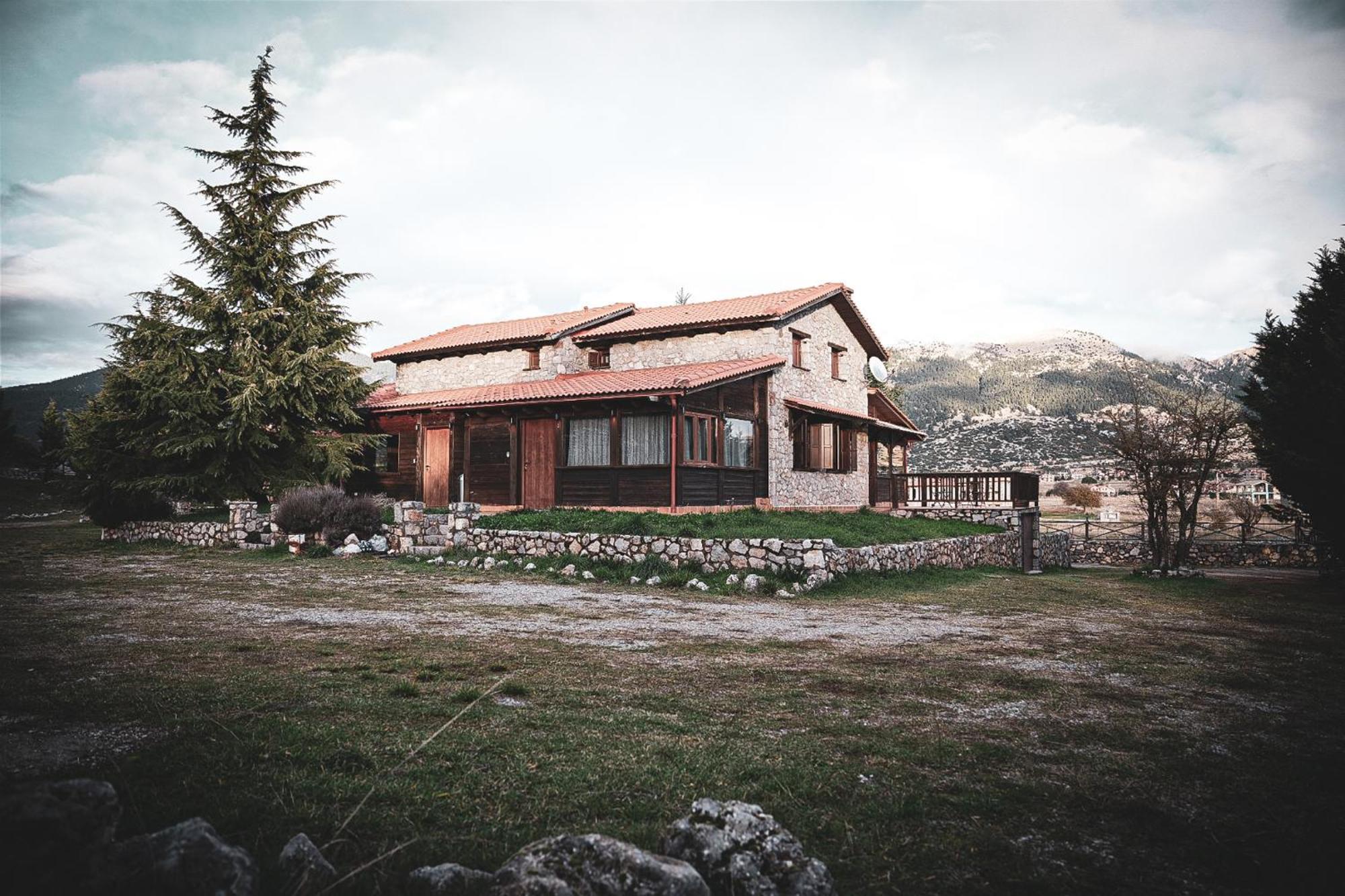 Mont Valley Boutique Chalets Arachova Bagian luar foto