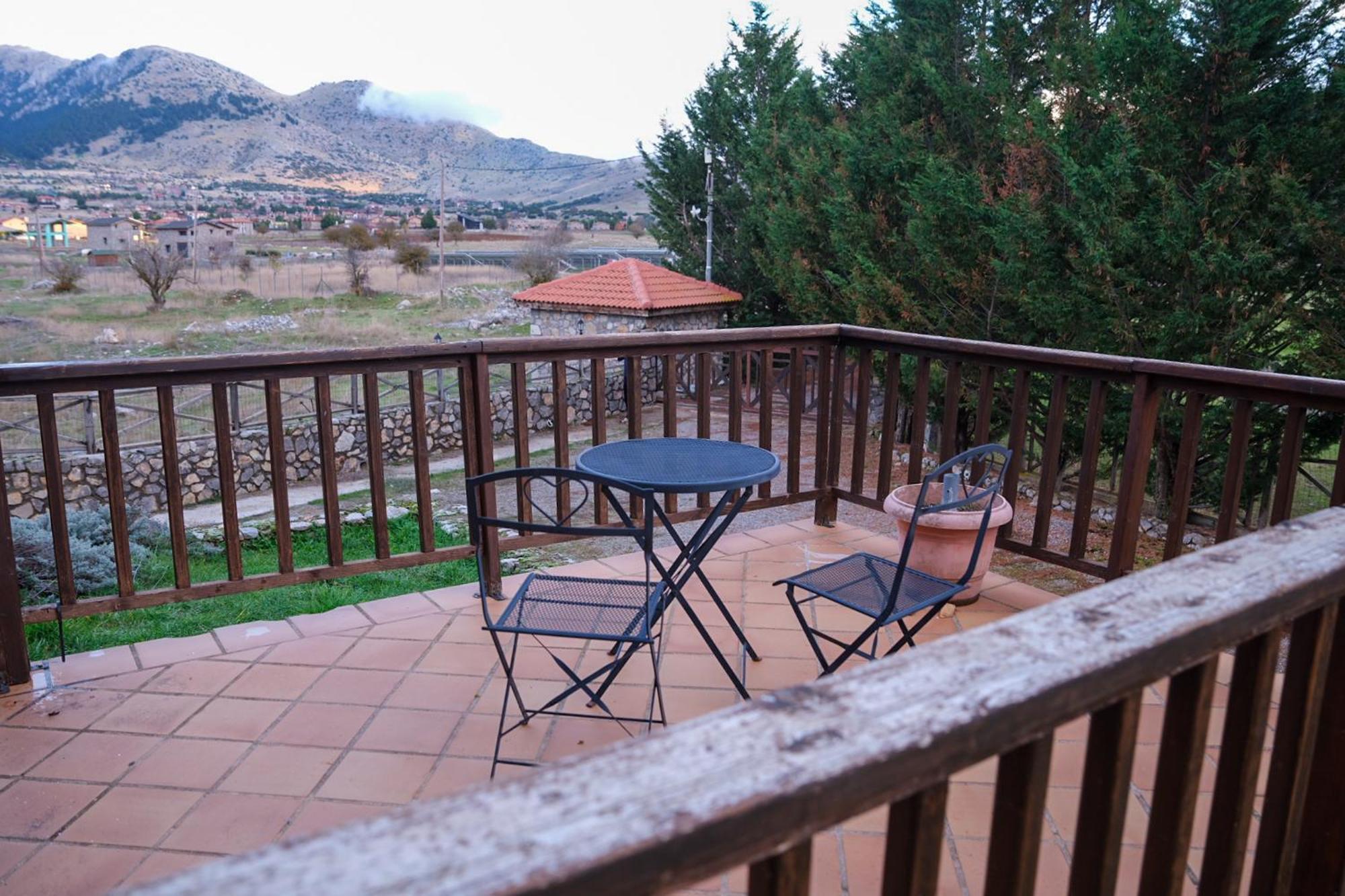 Mont Valley Boutique Chalets Arachova Bagian luar foto