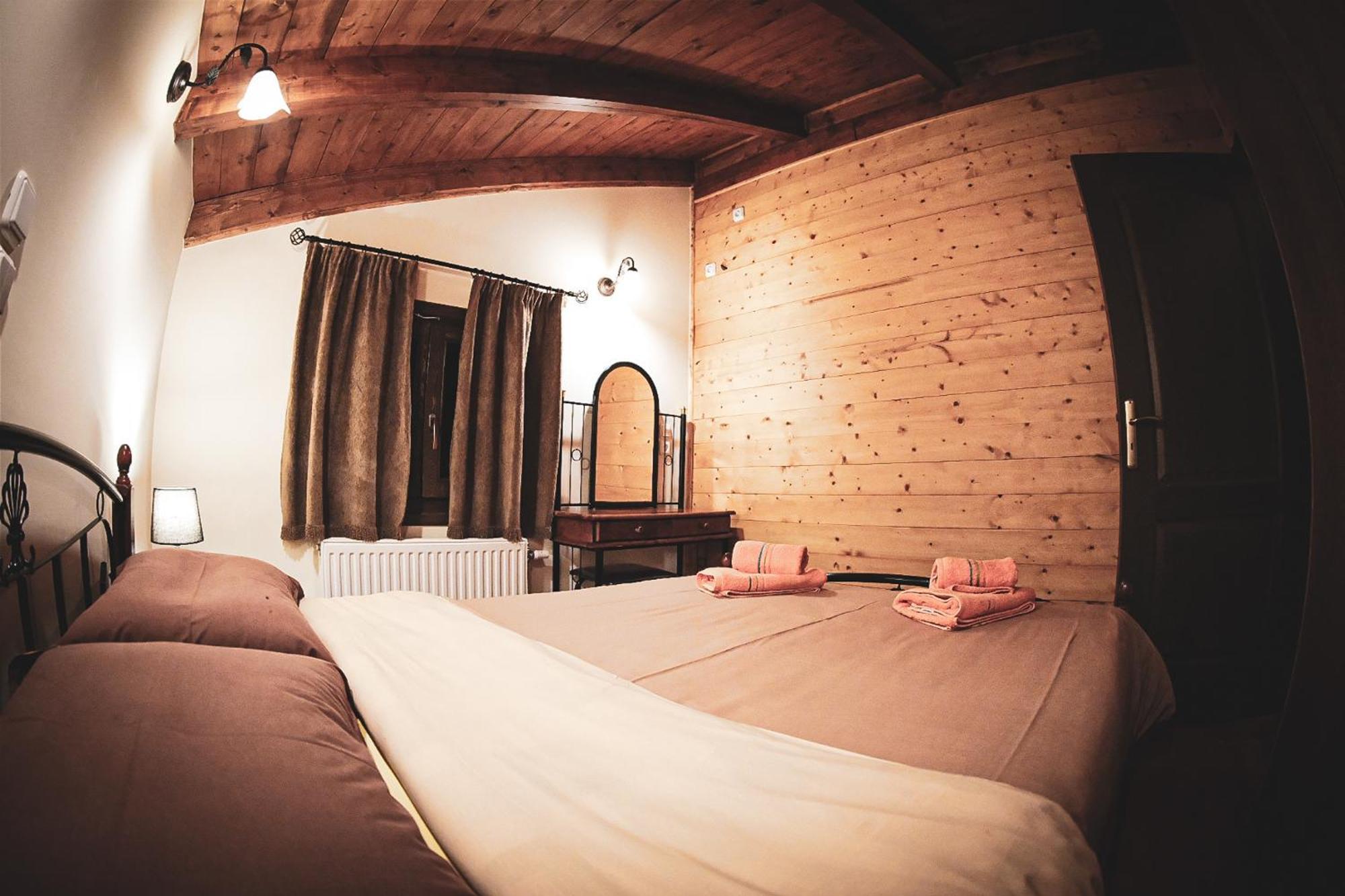 Mont Valley Boutique Chalets Arachova Bagian luar foto